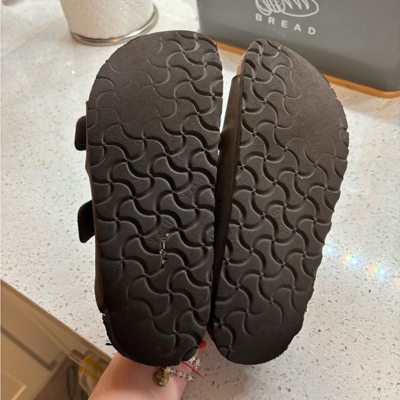 Arizona Birkenstock in color “Mocha” Size 36/5.5 - Picture 11 of 11